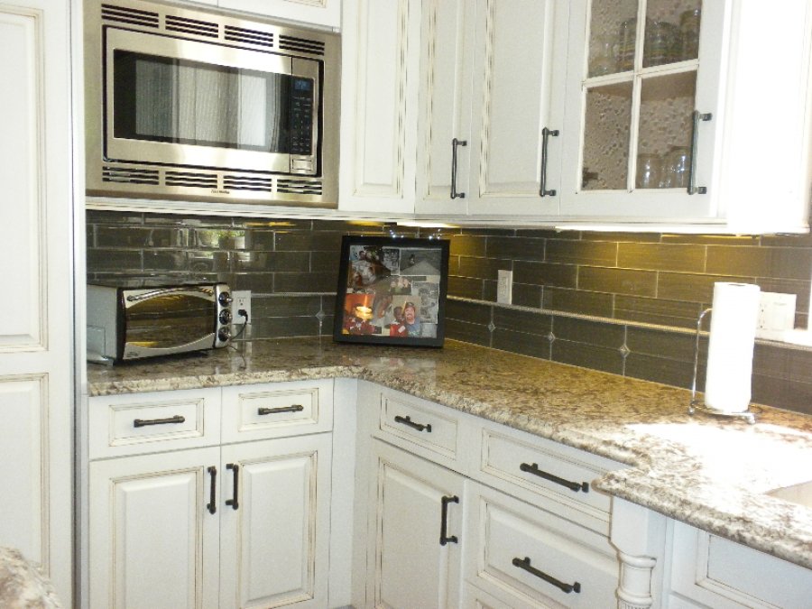Cabinet Refacing Professional Wood